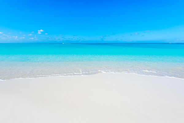 Sunny weather and blue water at Grace Bay