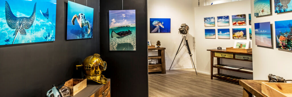 Brilliant Studios gallery in Grace Bay