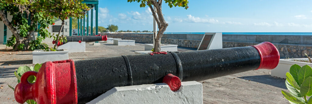 Cannon overlooking Front Street at Cockburn Town