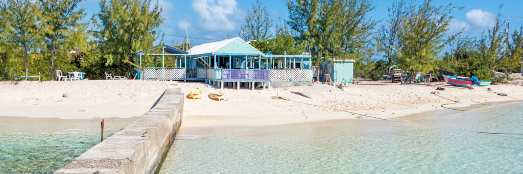 Exterior view of Coral Reef Bar and Grill on Salt Cay