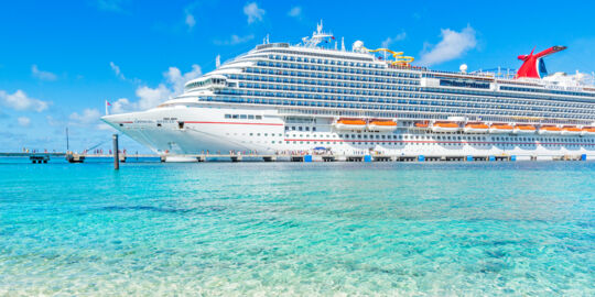 Cruise ship and pier of the Grand Turk Cruise Center in the turquoise waters of Grand Turk