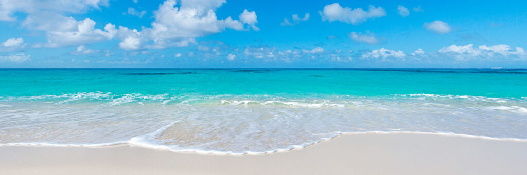 Waves breaking on the beach at North Bay on Salt Cay