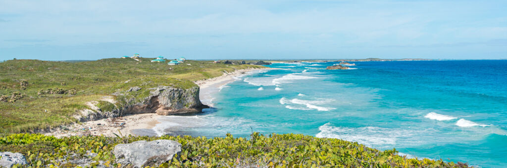 Mudjin Harbour coastline on Middle Caicos