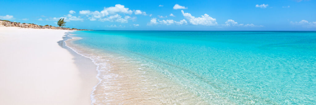 The tranquil Pine Cay and Water Cay beach and dunes