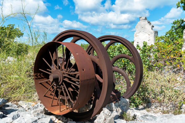 A Crossley kerosene engine at Yankee Town on West Caicos