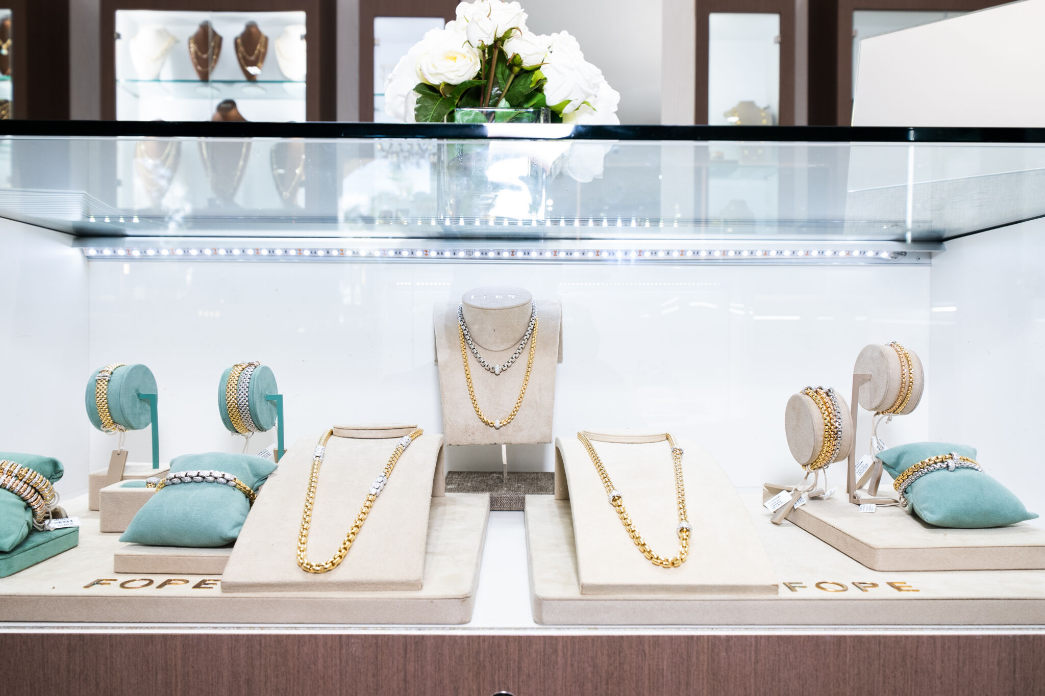 Closest jewelry store deals