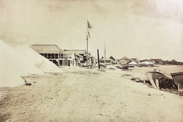 1870 photo of salt at Cockburn Town