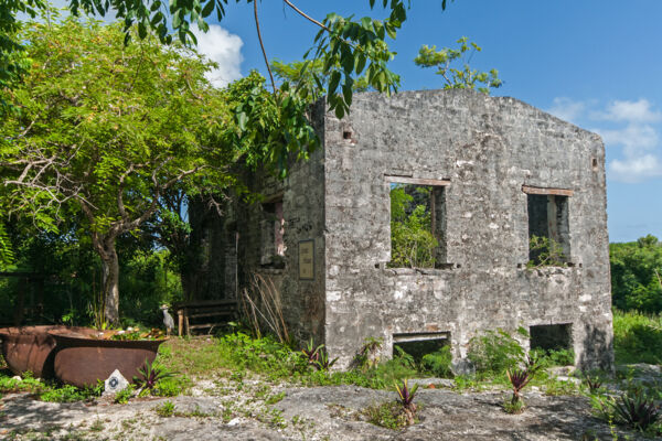 The exterior of the Great House at Wade's Green