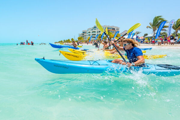 Kayak race at Windvibes