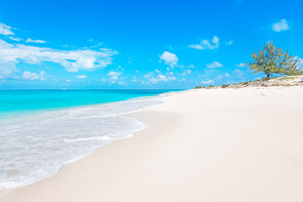 The perfect beach at Atlantic Ocean at North Bay on Salt Cay