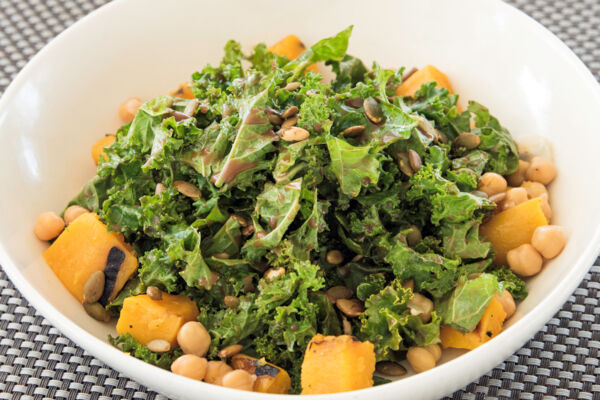 Salad with pumpkin and chickpeas