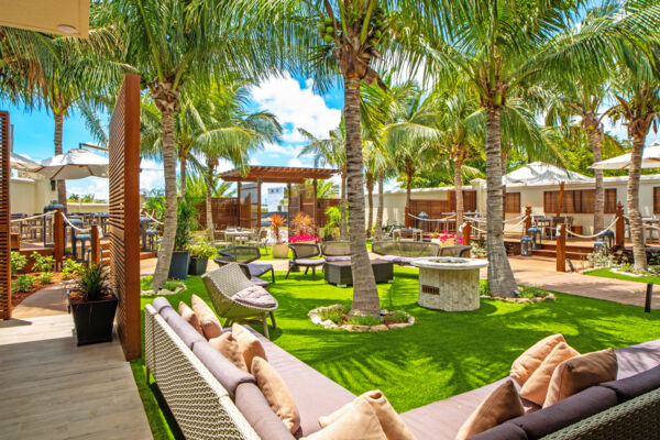 Upscale outdoor restaurant exterior.