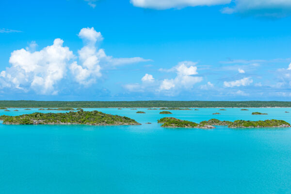 Tiny islands and turquoise water at Chalk Sound National Park in the Turks and Caicos