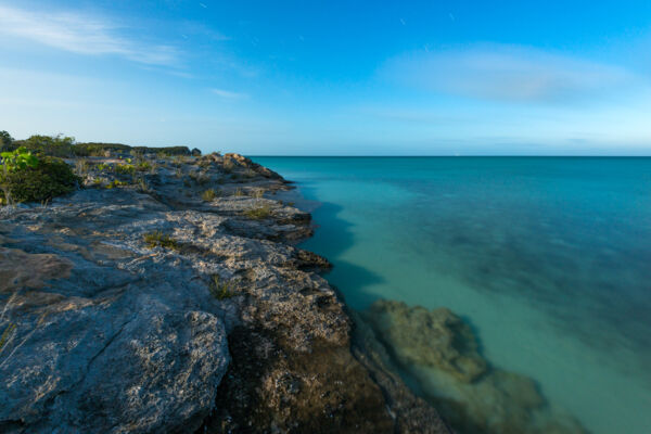 Shore line at West Harbour Bluff at dusk