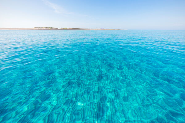 Clear ocean water at Big Sand Cay