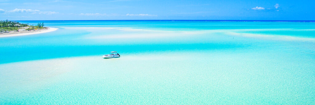 Boat charter at North Caicos