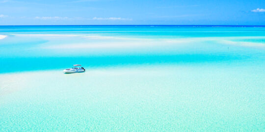 Boat charter at North Caicos