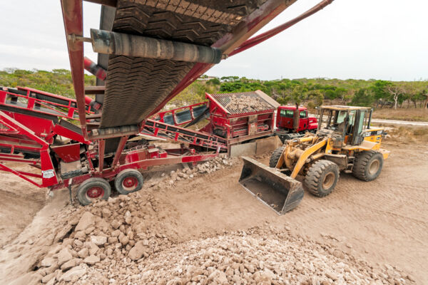 Mobile soil screening plant in the Turks and Caicos