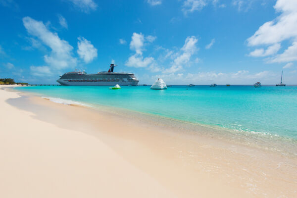 Cruise ship at the beach at Grand Turk