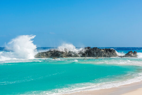 Large wave breaking at Dragon Cay, Turks and Caicos