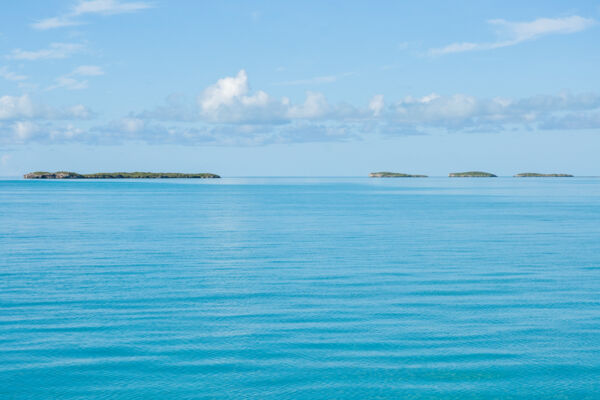 Small islands at Five Cays Beach