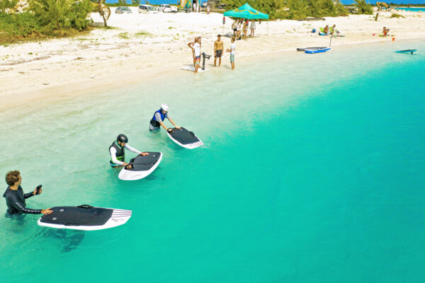 Electric foil surfing lessons