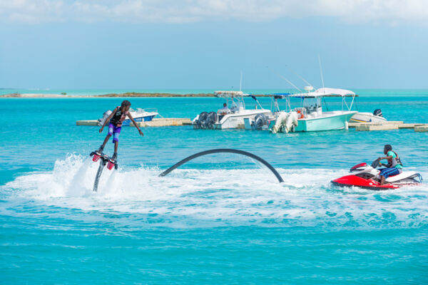 Flyboard-and-jet-ski