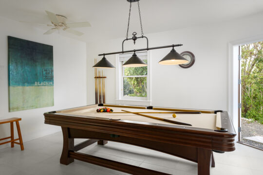 Pool table