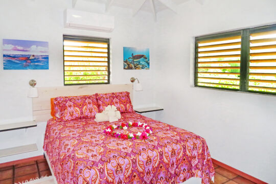 Bedroom in cottage at Harbour Club Villas