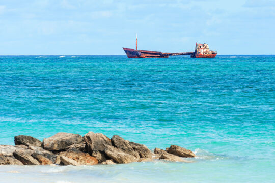 River Arc shipwreck off Hollywood Beach North Caicos in 2007