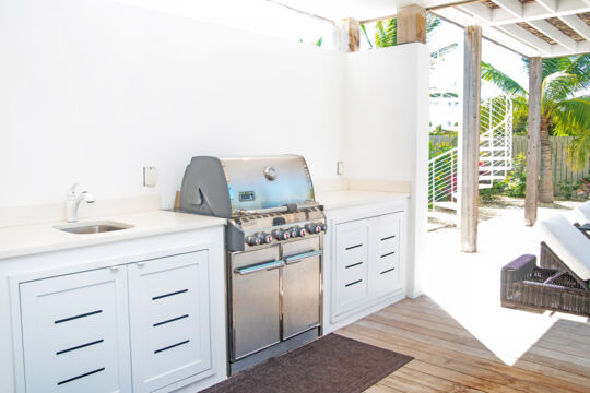 Outdoor BBQ grill
