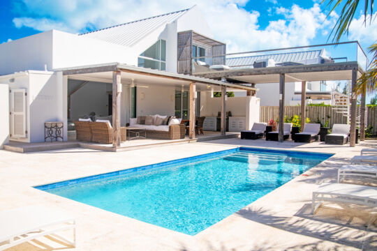 Pool and deck at luxury villa