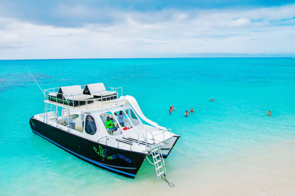 Premium power catamaran in Turks and Caicos. 