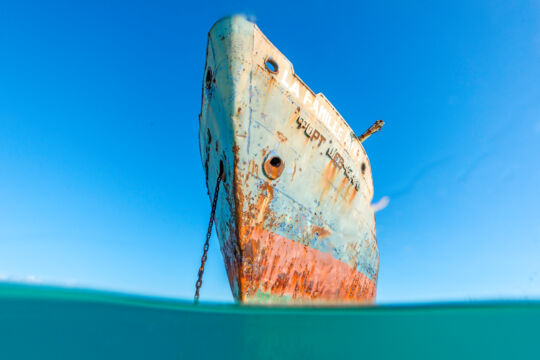 The La Famille Express shipwreck in the Turks and Caicos