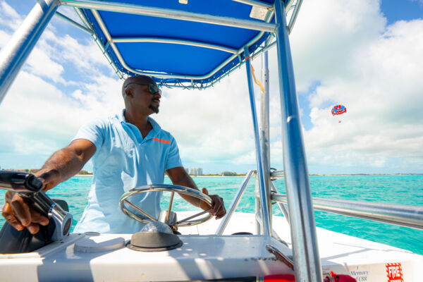 Parasail boat captain
