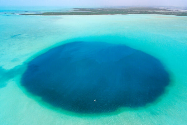 Ocean Hole Visit Turks And Caicos Islands