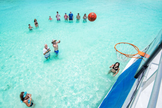 Water basketball