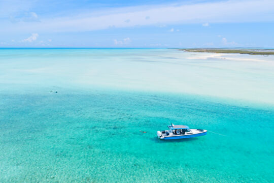 Boat near Little Ambergris Cay