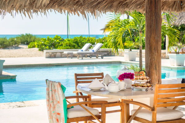 Poolside dining