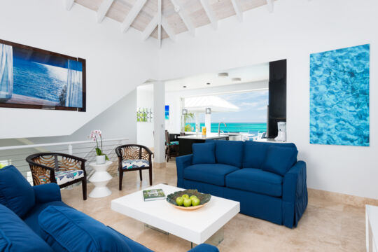 Living room in Plum Wild villa
