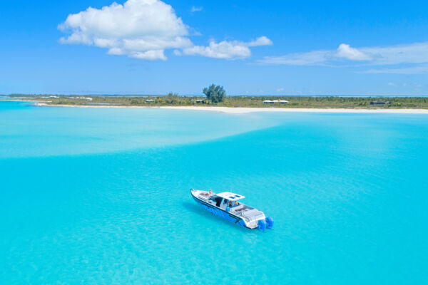 boat at Sand Dollar Cove