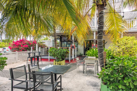 Courtyard seating at The Seafood Hub in Grace Bay