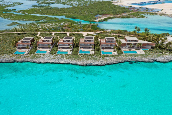 Oceanfront luxury villas at Turtle Tail, Providenciales.